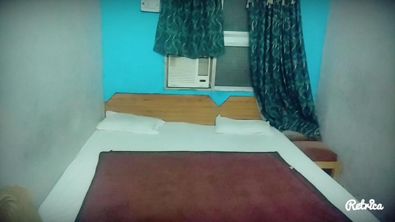 New Crown Hotel